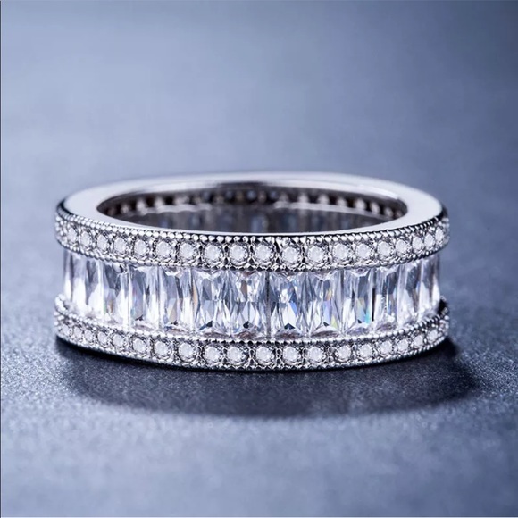 ♡♡New shiny diamond cz women’s silver S925 ring♡♡ - Picture 6 of 6